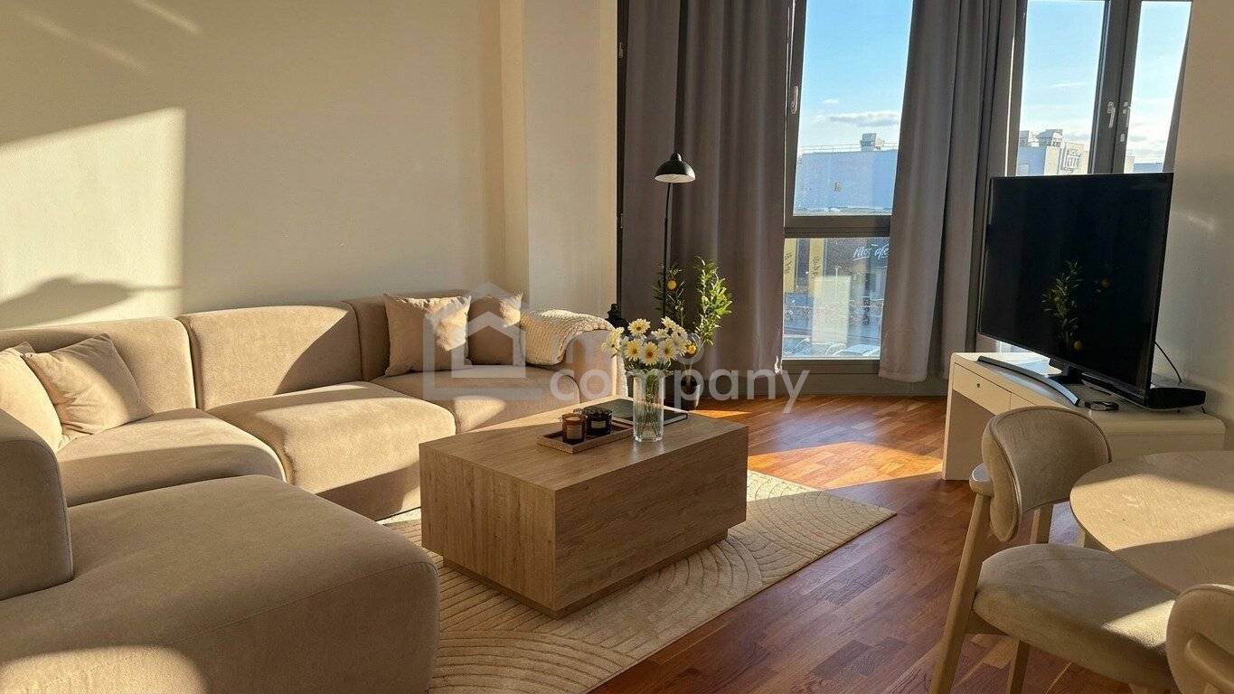 Bright apartment with loggia and smart home features