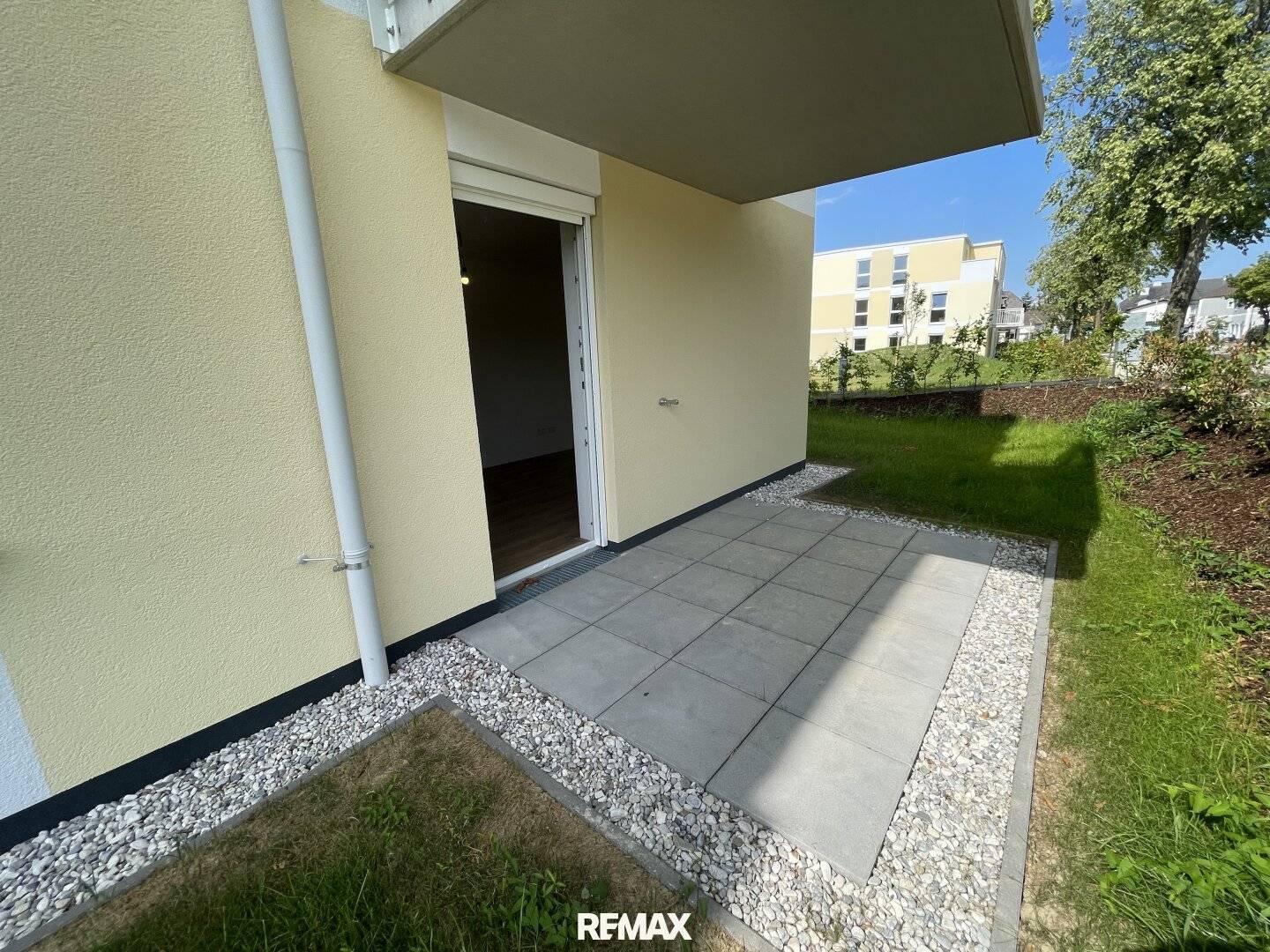 Ground floor apartment with garden and terrace