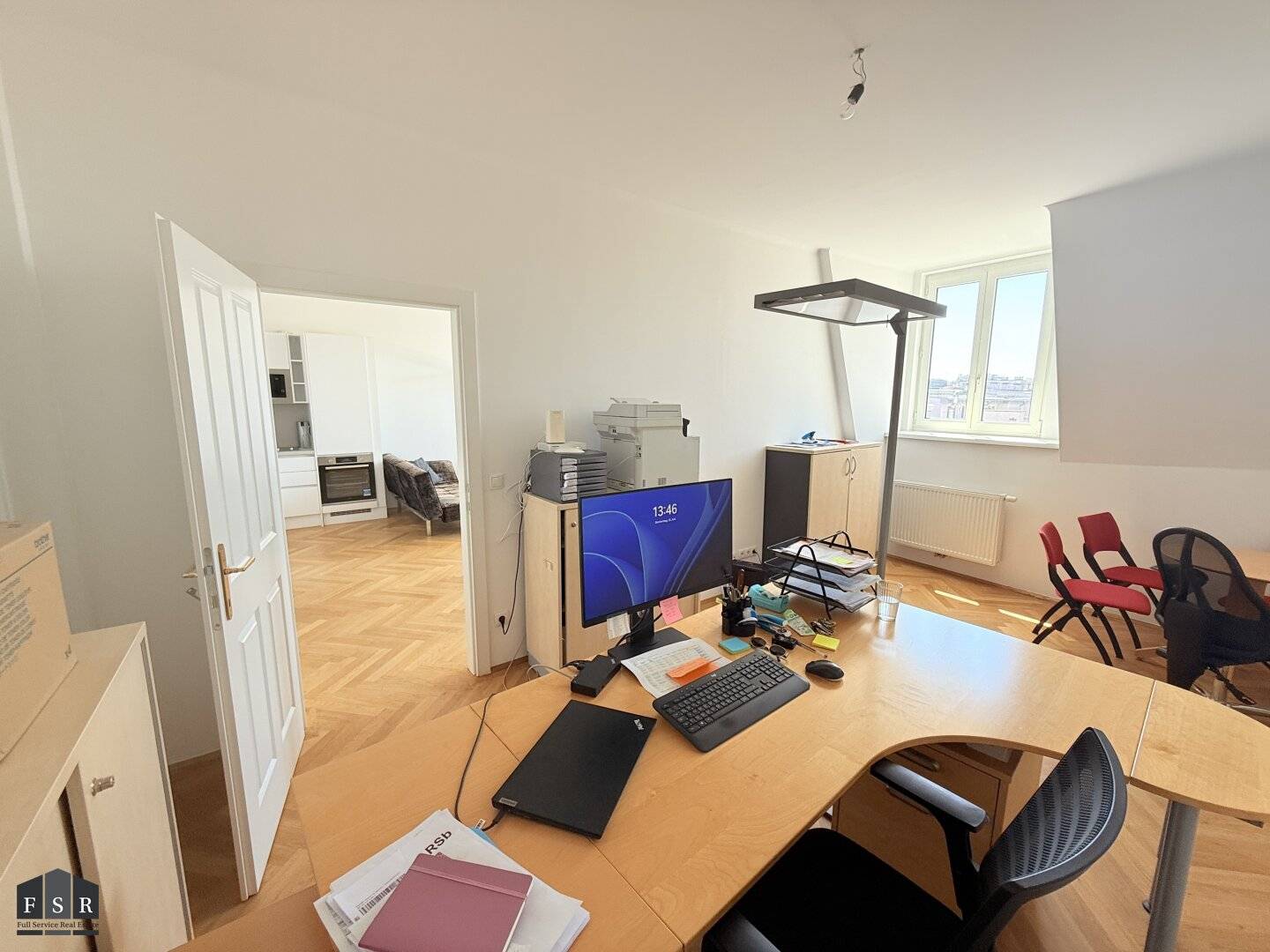 Lichtdurchflutete 2-Zimmer DG Wohnung beim Siebenbrunnenplatz