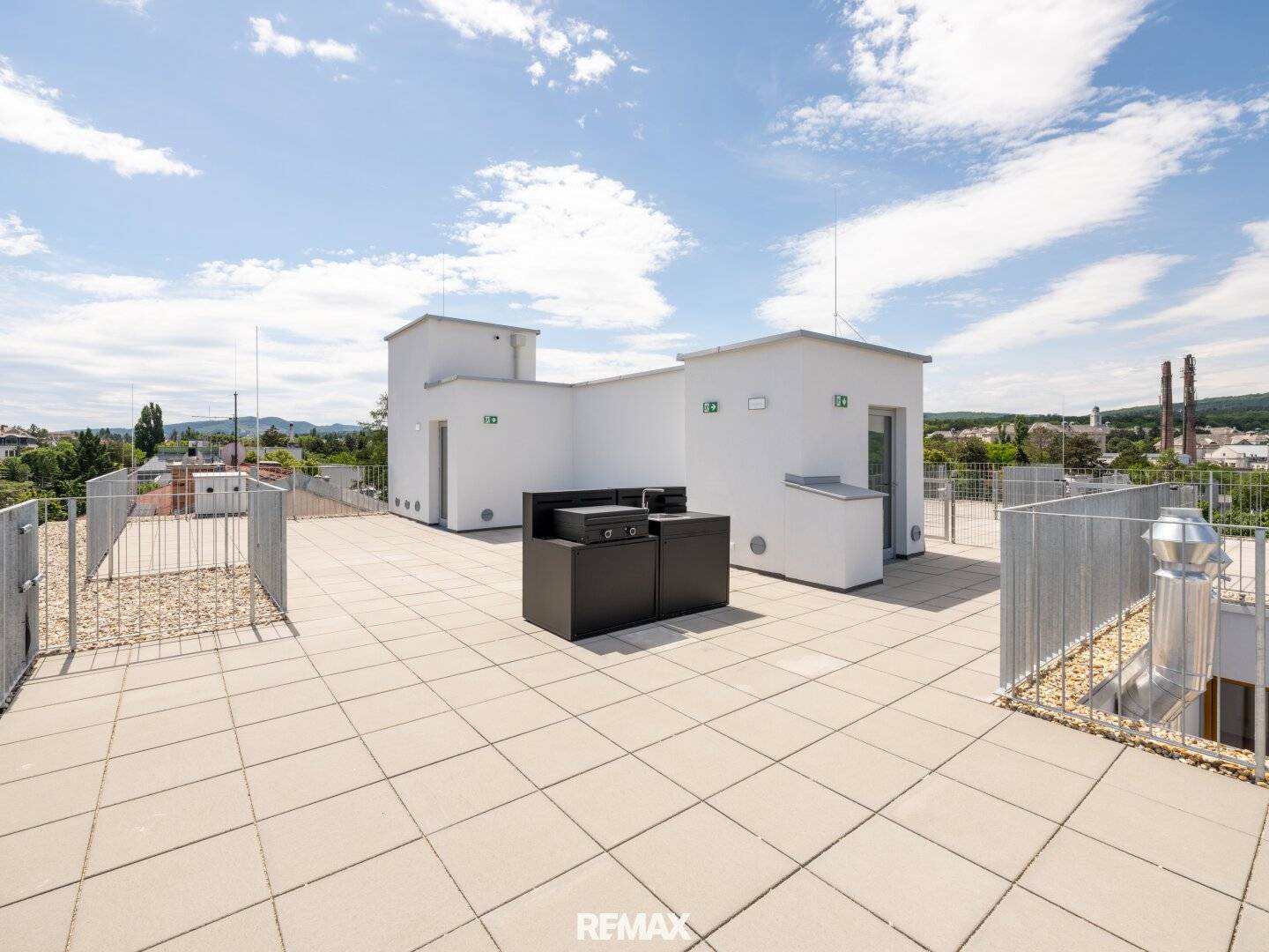 New build terrace apartment with underground parking in Hietzing