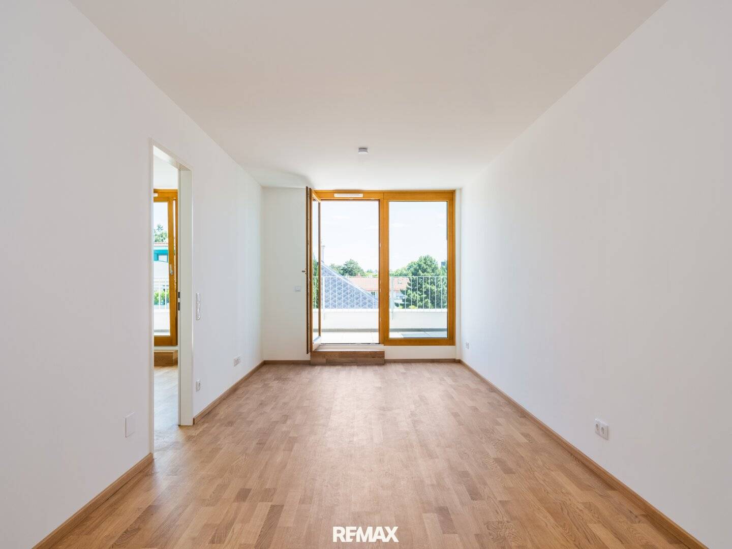 New build terrace apartment with underground parking in Hietzing