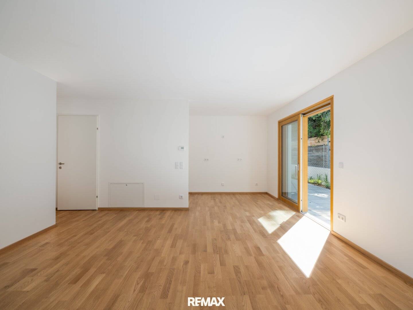 Erdgeschosswohnung mit Garten und Terrasse im Hof