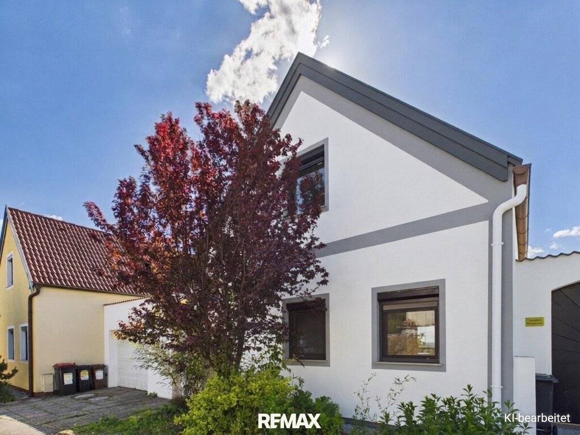 Single-family house with terrace and lake view in Donnerskirchen