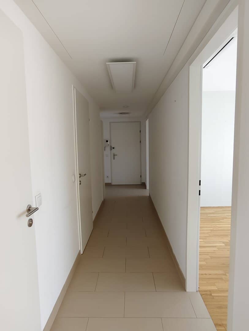 Helle Neubauwohnung mit Loggia und guter Anbindung