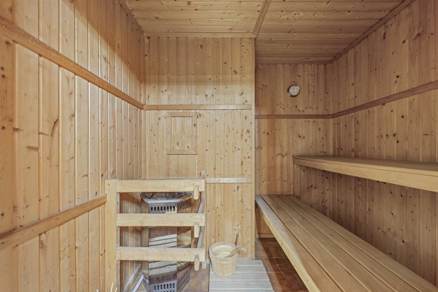 Charmantes Stadthaus mit Sauna und privater Terrasse nahe Liechtensteinpark