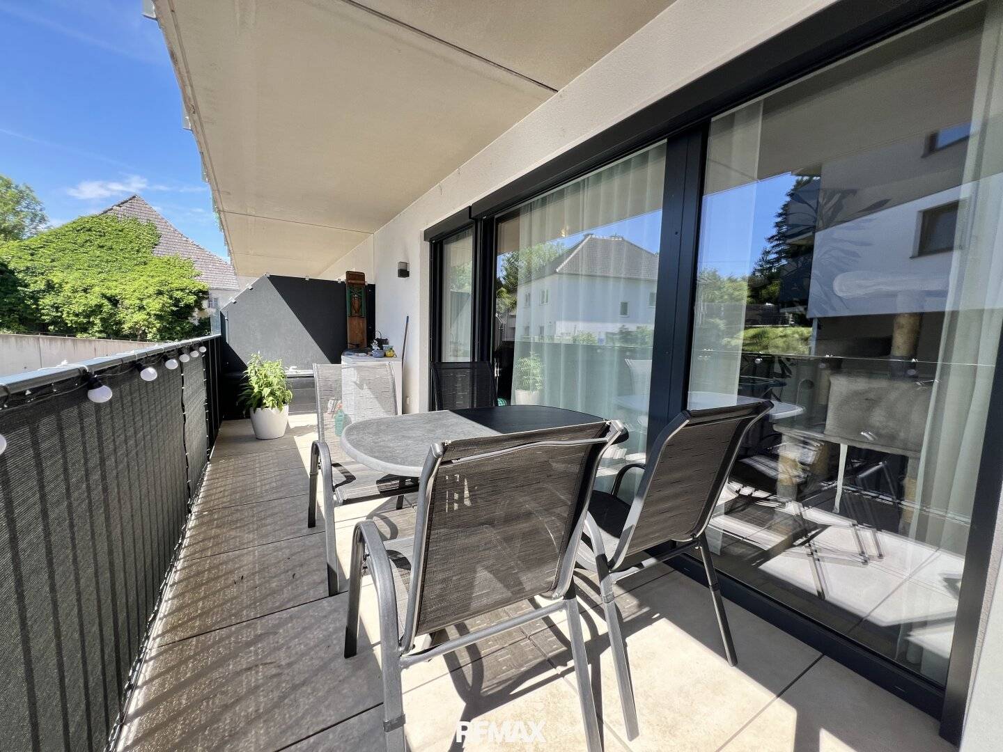 Helle Wohnung mit großzügigem Balkon in ruhiger Lage