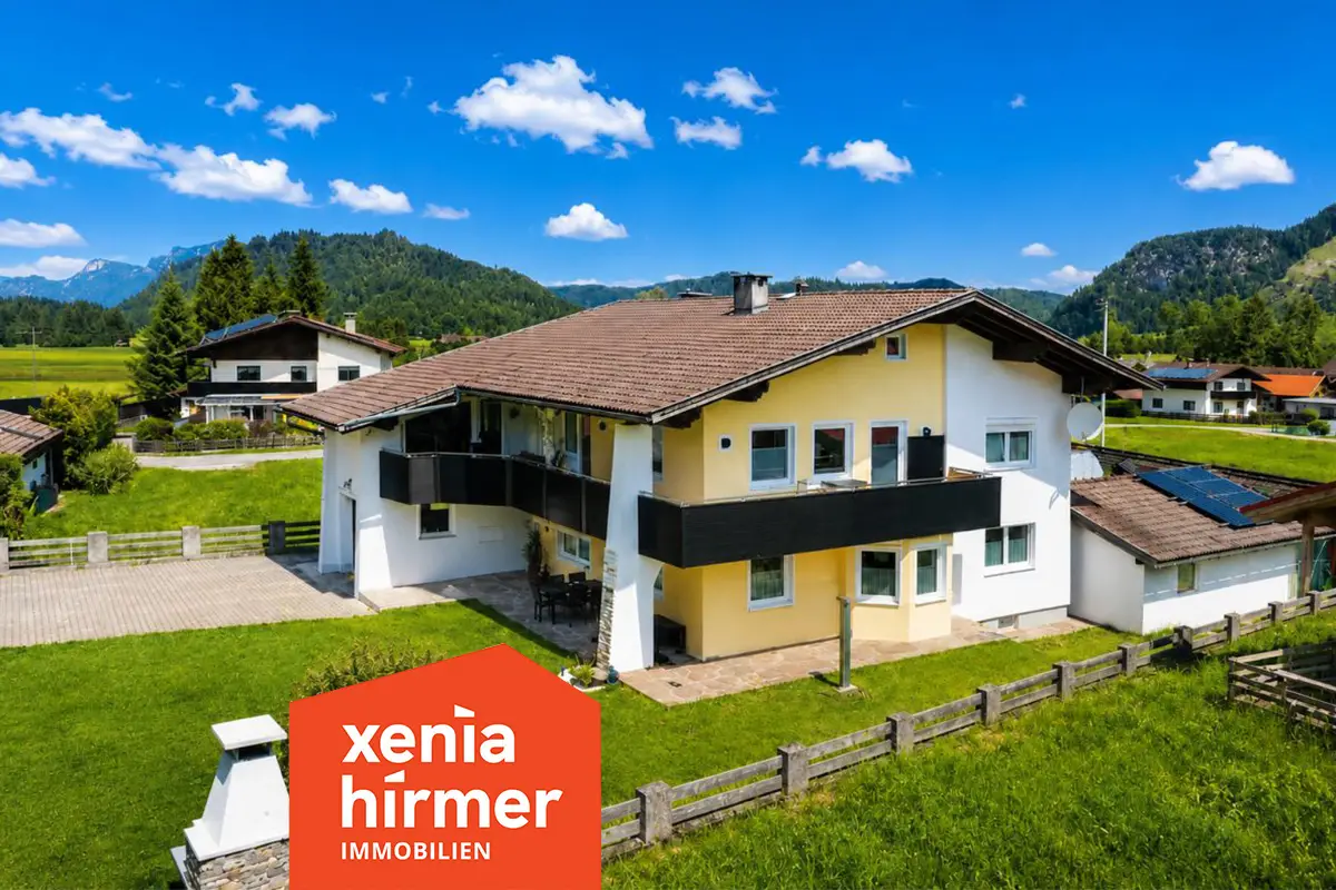 Two family house with mountain view and terrace in sunny location