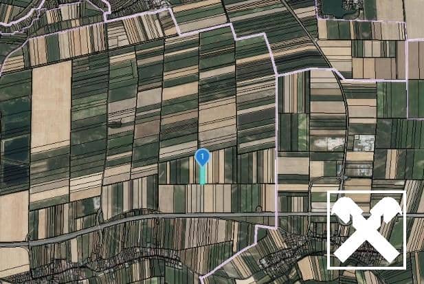 Landwirtschaftliche Ackerfläche mit guter Erschließung