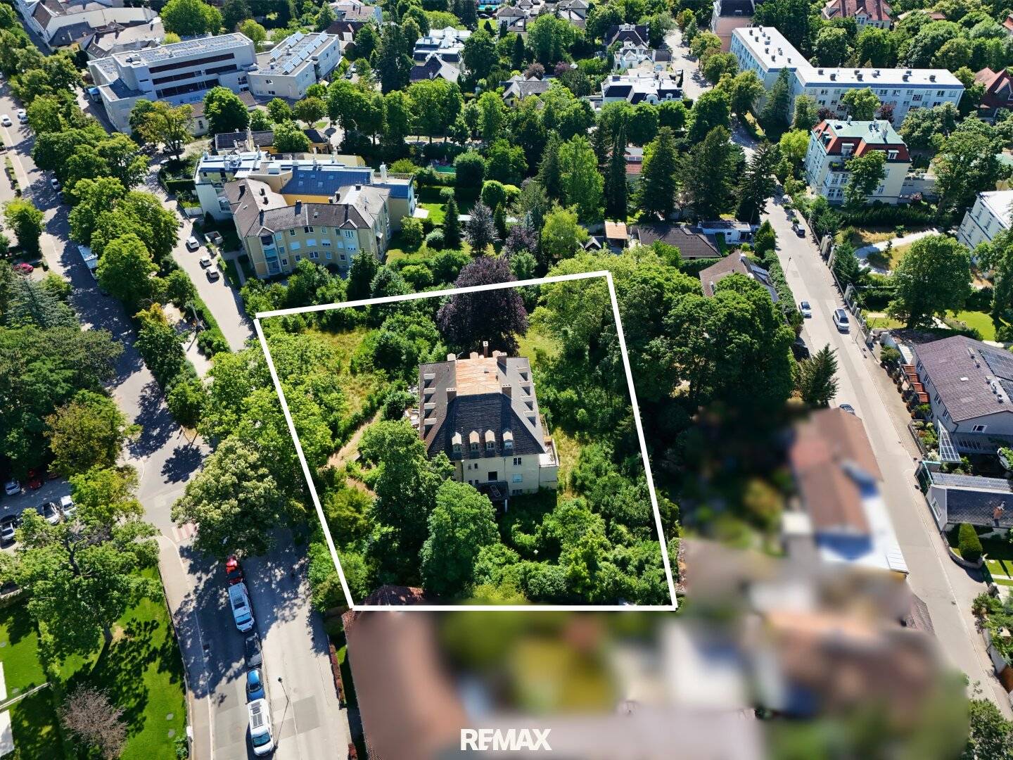 Development plot in Baden near Vienna with demolition permit