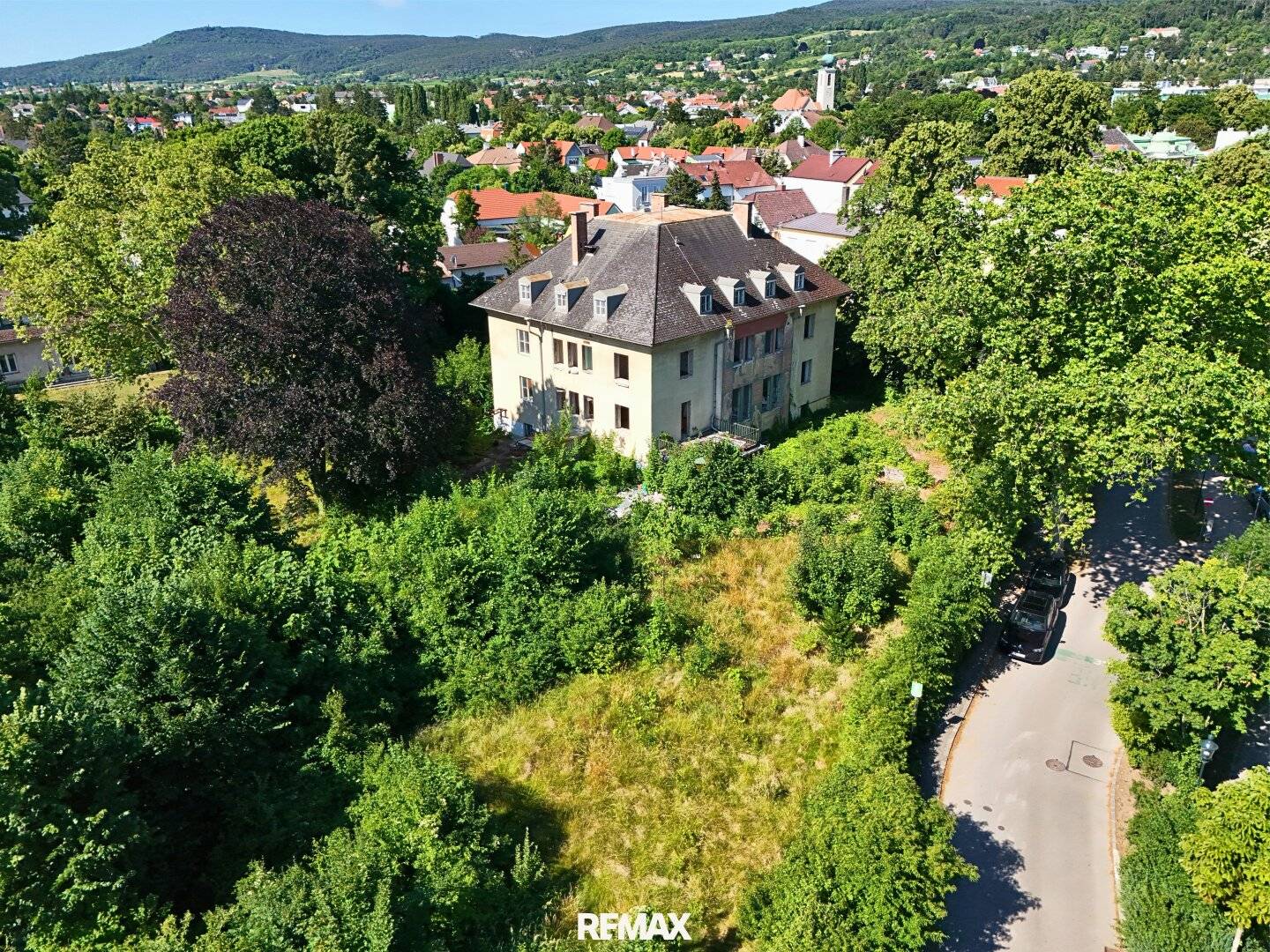 Development plot in Baden near Vienna with demolition permit