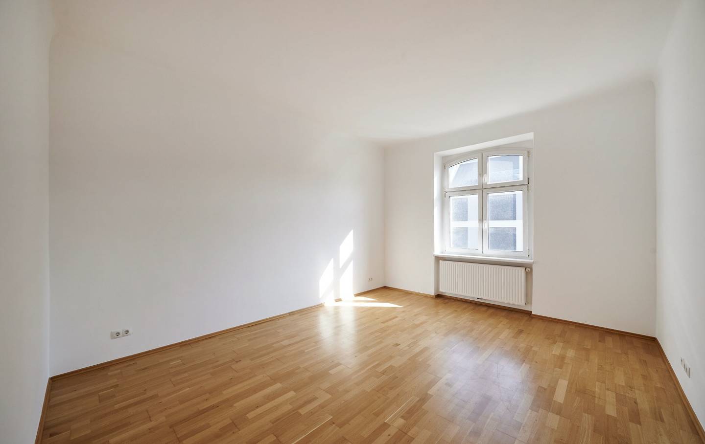 Renovated Altbau Apartment with Elevator in Historic Building