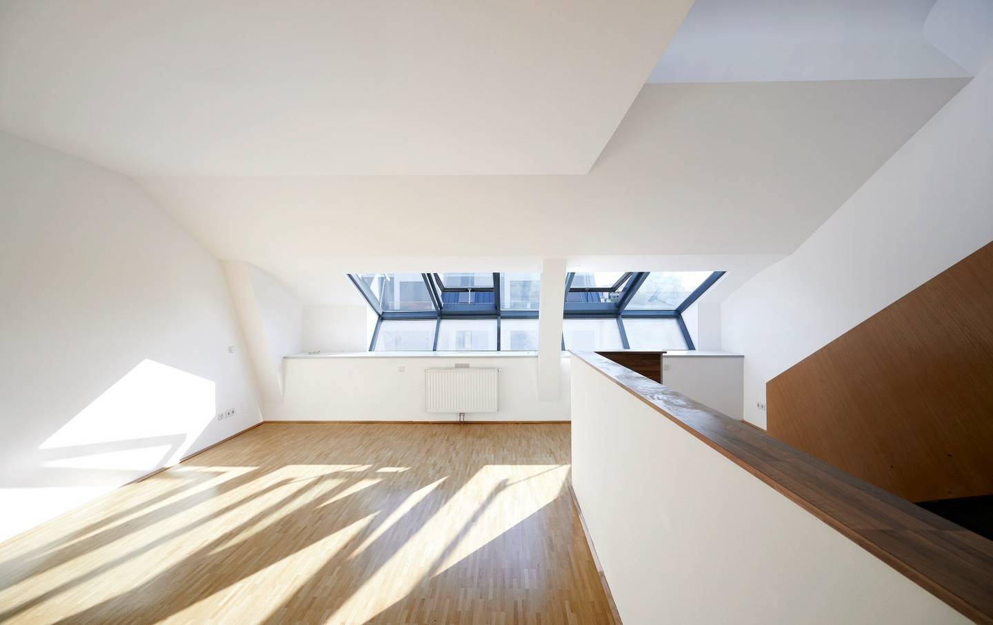 Dachgeschosswohnung mit großer Terrasse und Galerie