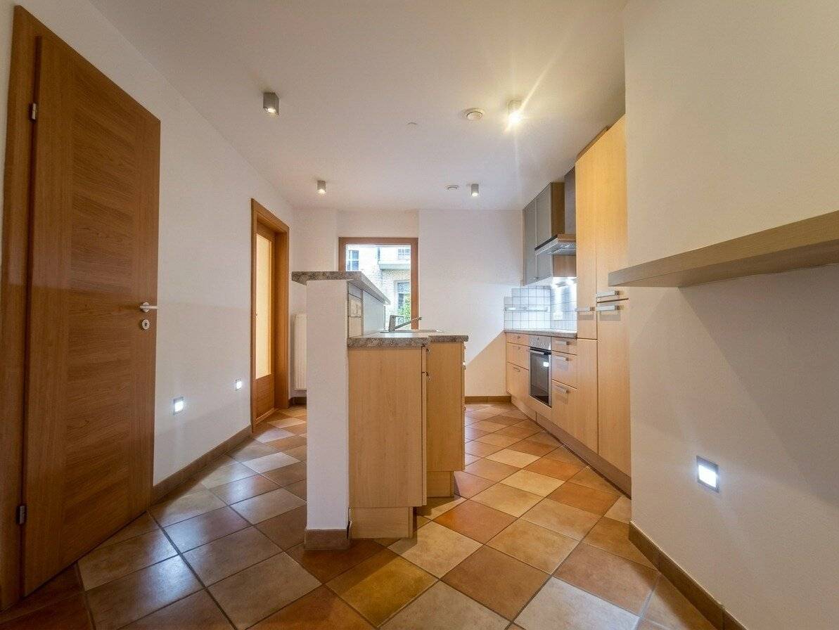 2.5-room apartment in well maintained new building near U3 Kardinal-Nagl-Platz