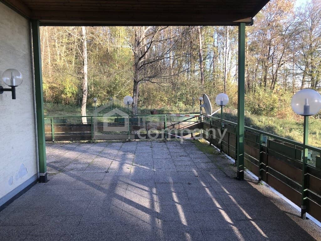 Ehemaliges Hotel in Heiligenkreuz im Lafnitztal – 1100 m² Fläche