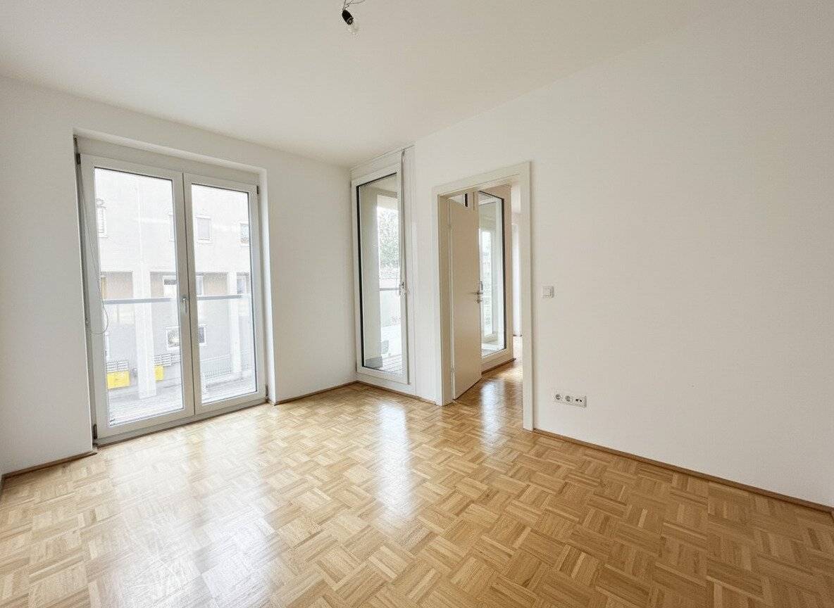 Neubauwohnung mit Loggia und Fernwärme in zentraler Lage