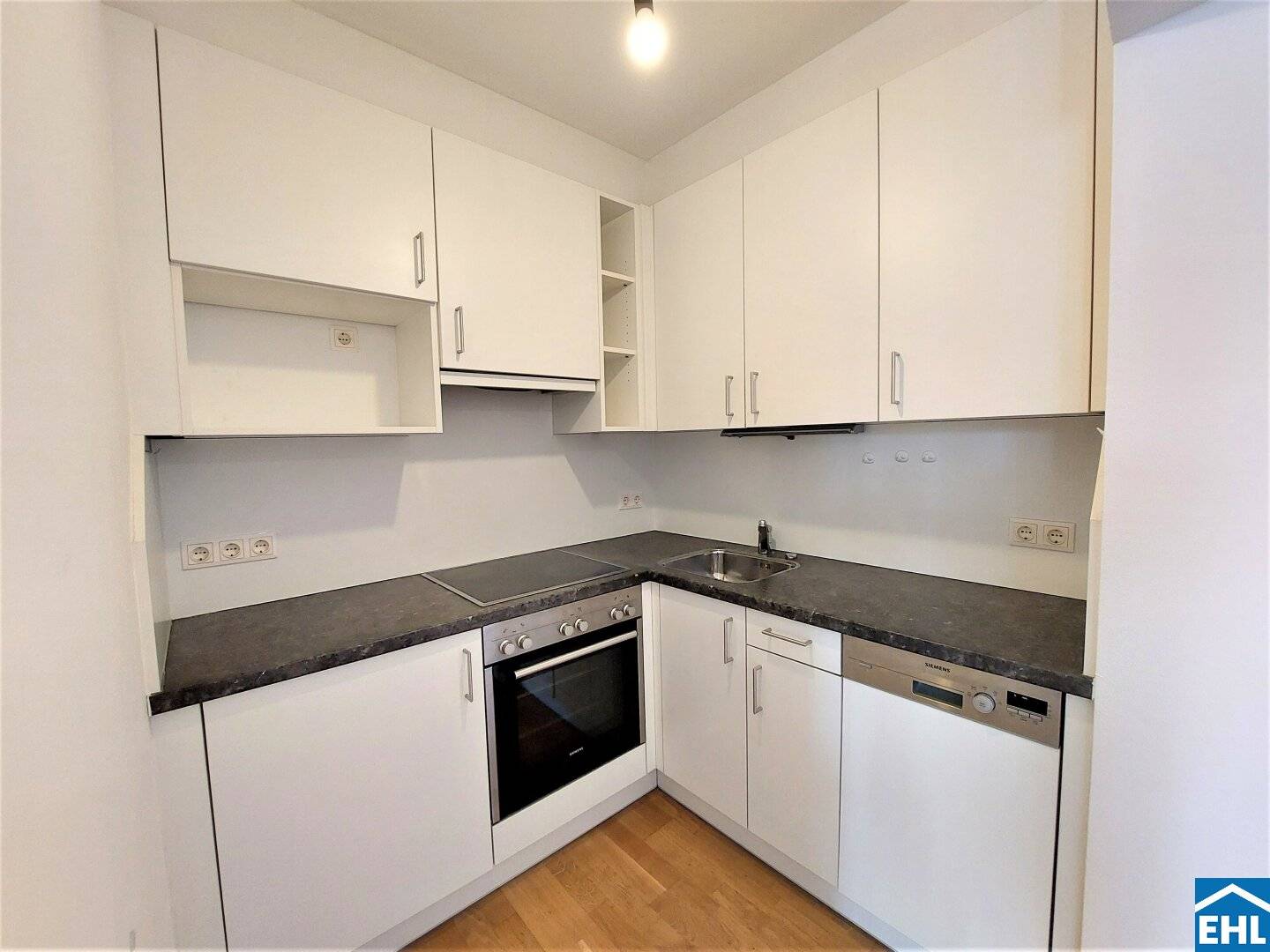 Wohnung am Haydnpark mit Balkon und Parkett