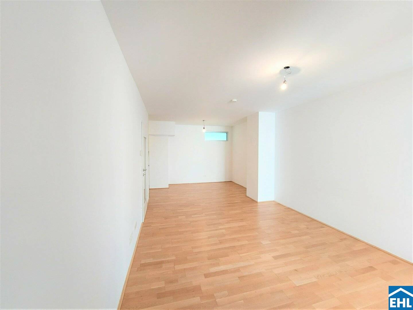 Wohnung am Haydnpark mit Balkon und Parkett