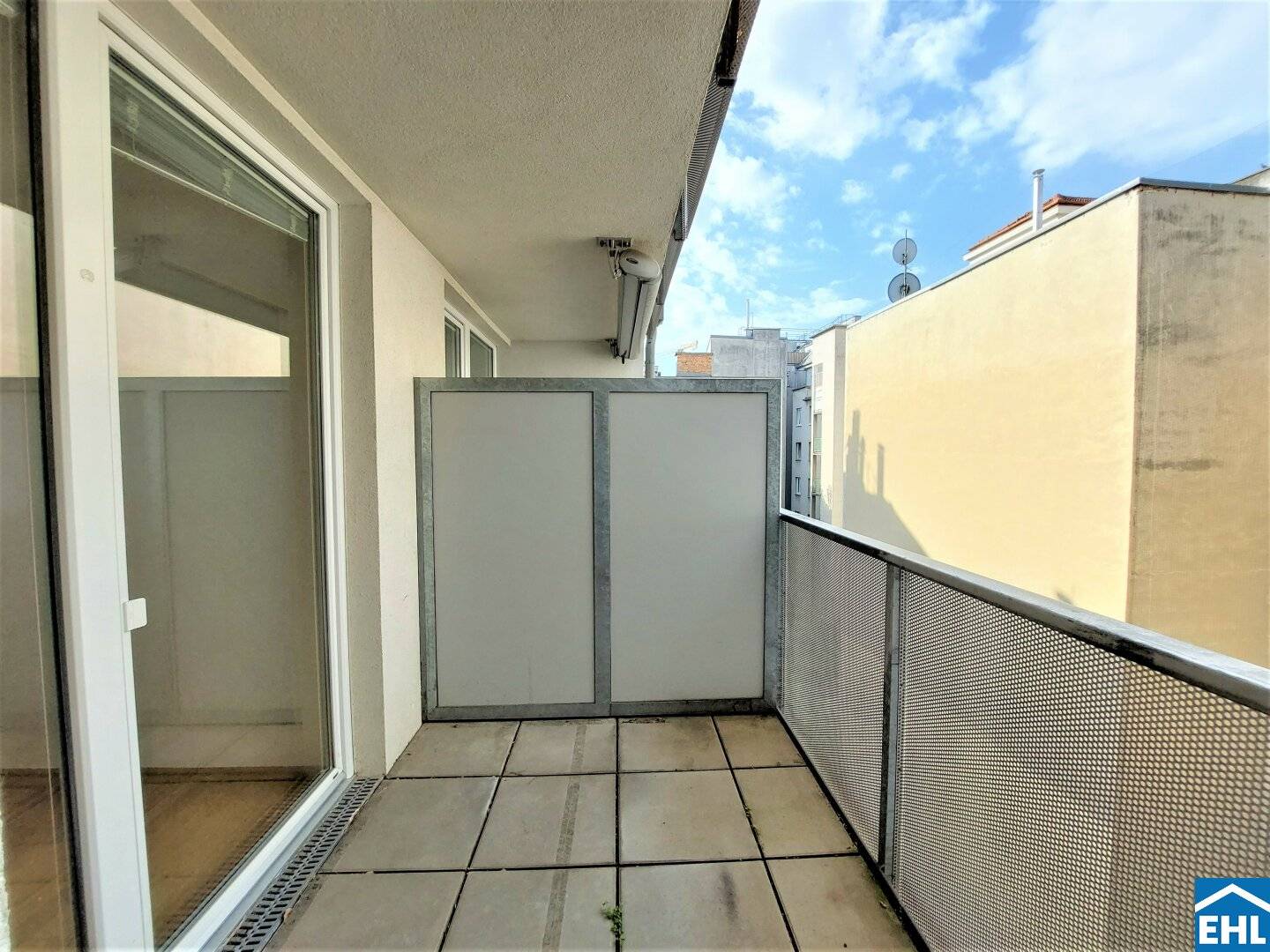 Wohnung am Haydnpark mit Balkon und Parkett