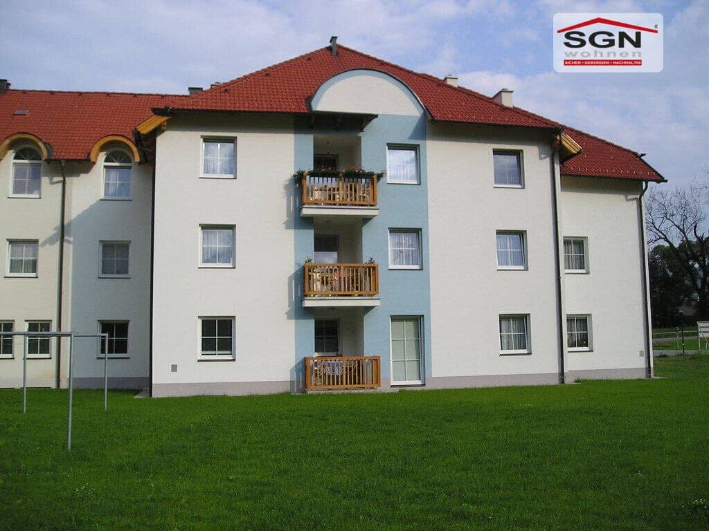 Bright 2 room apartment with balcony and cellar