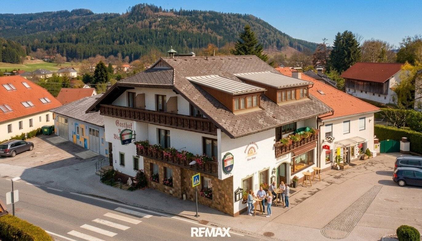 Traditionsgasthaus „Platzschmied“ – Gaststätte mit 7 Fremdenzimmern und Betreiberwohnung.