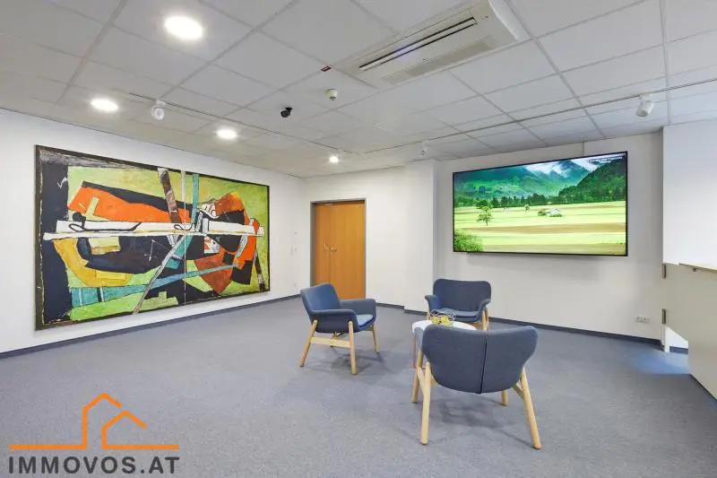 Barrier-Free Terrace Office with Underground Parking