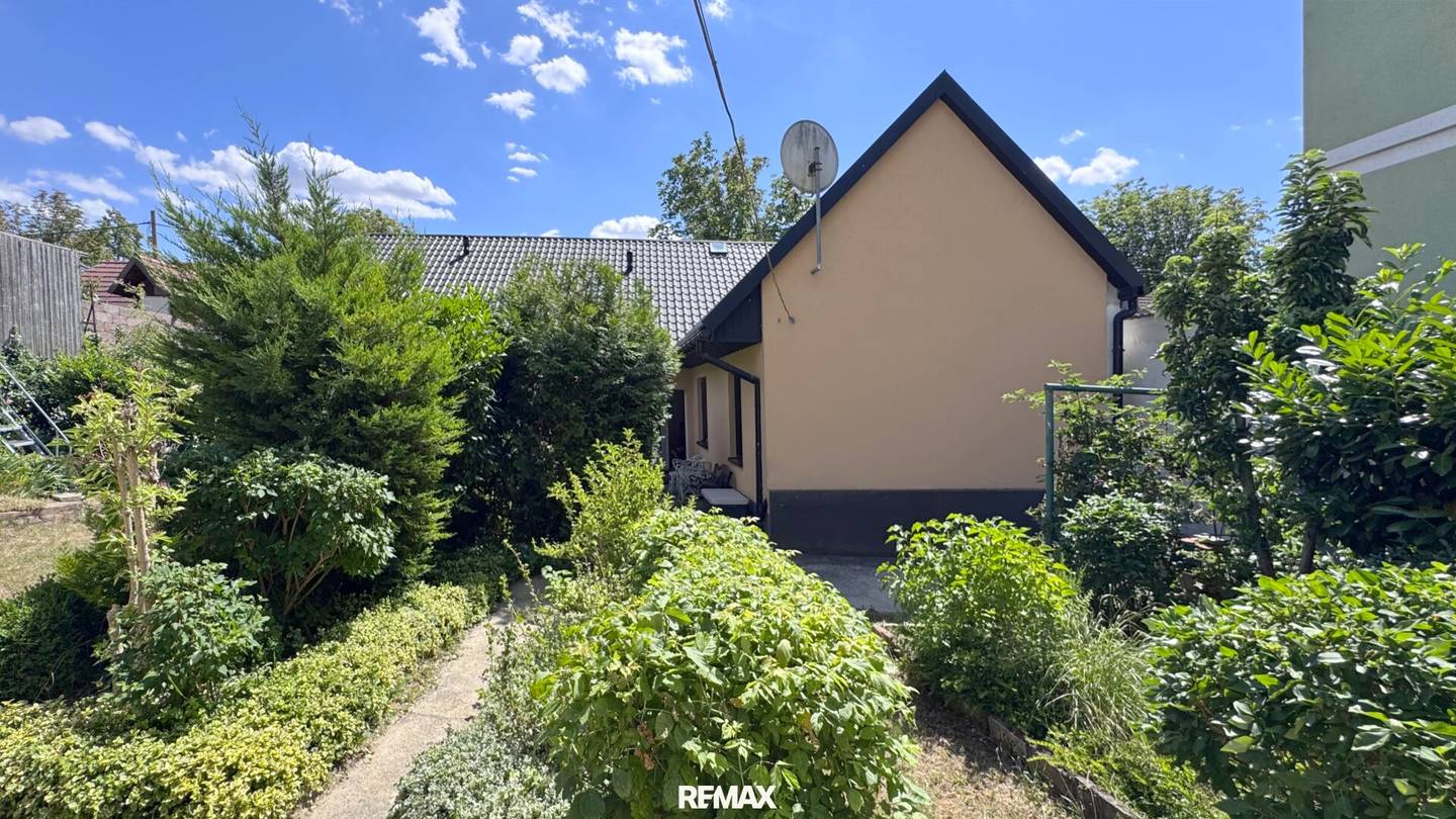 Sanierte Einfamilienhaus mit Garten in ruhiger Lage