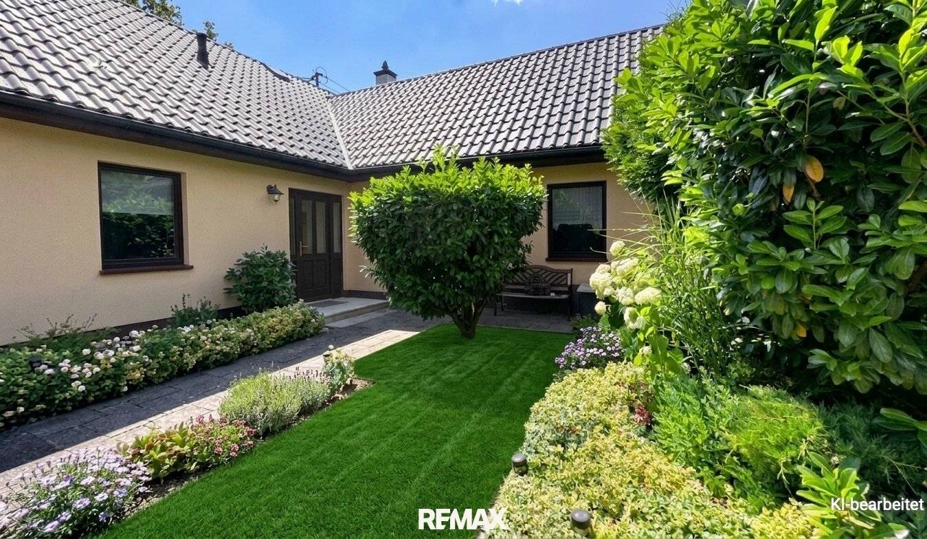 Sanierte Einfamilienhaus mit Garten in ruhiger Lage