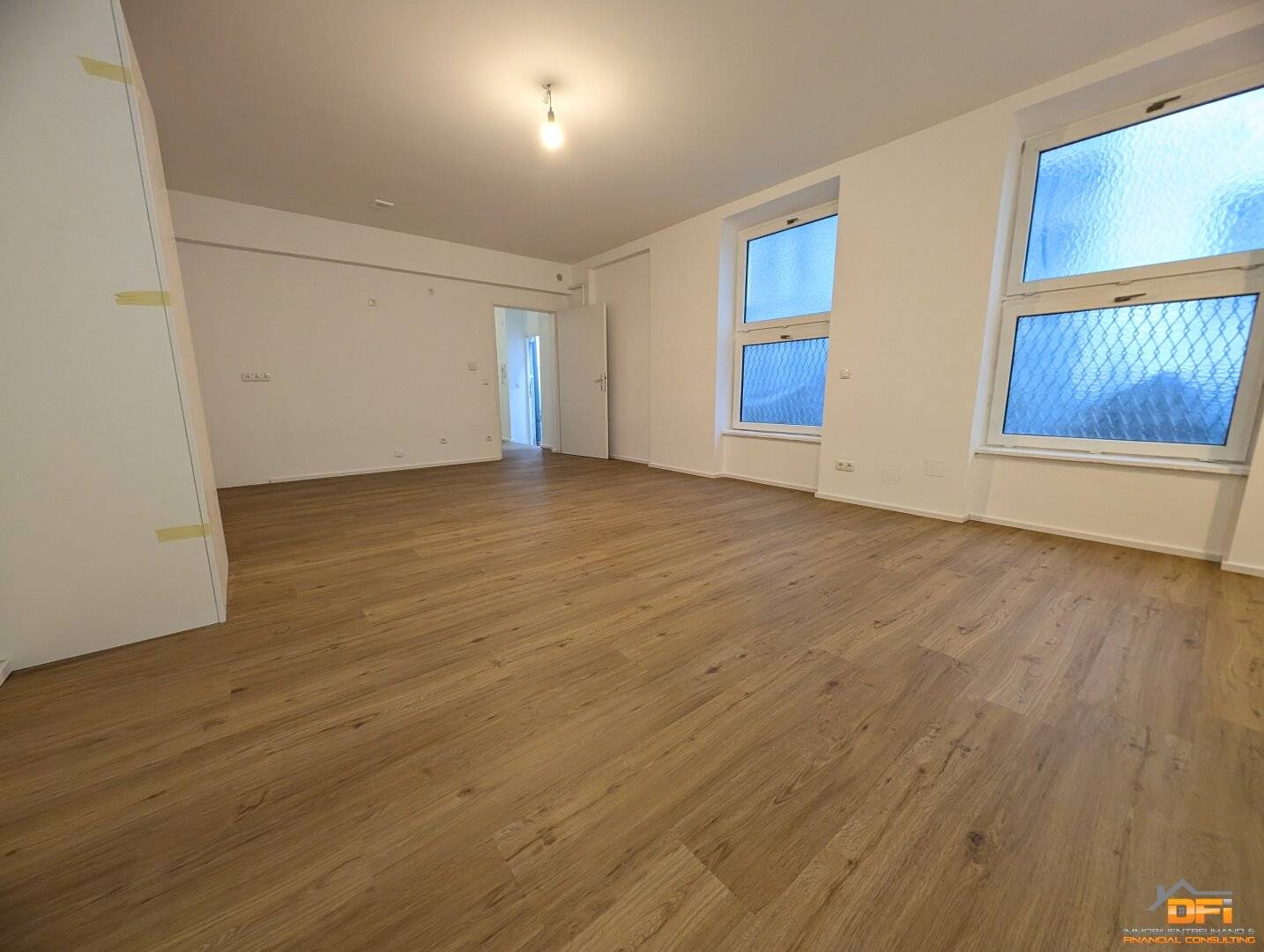 WOHNTRAUM IM HOFHAUS IN OTTAKRING: 5-Zimmer Wohnung mit Flachdach und Hof/Garten in ruhiger Wohnlage