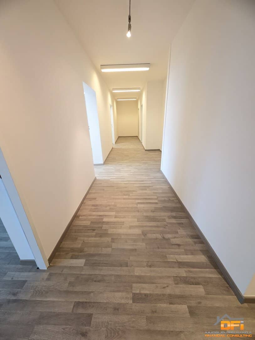 2 MONATE MIETFREI: Helles 3-Zimmer Büro in interessanter Frequenzlage