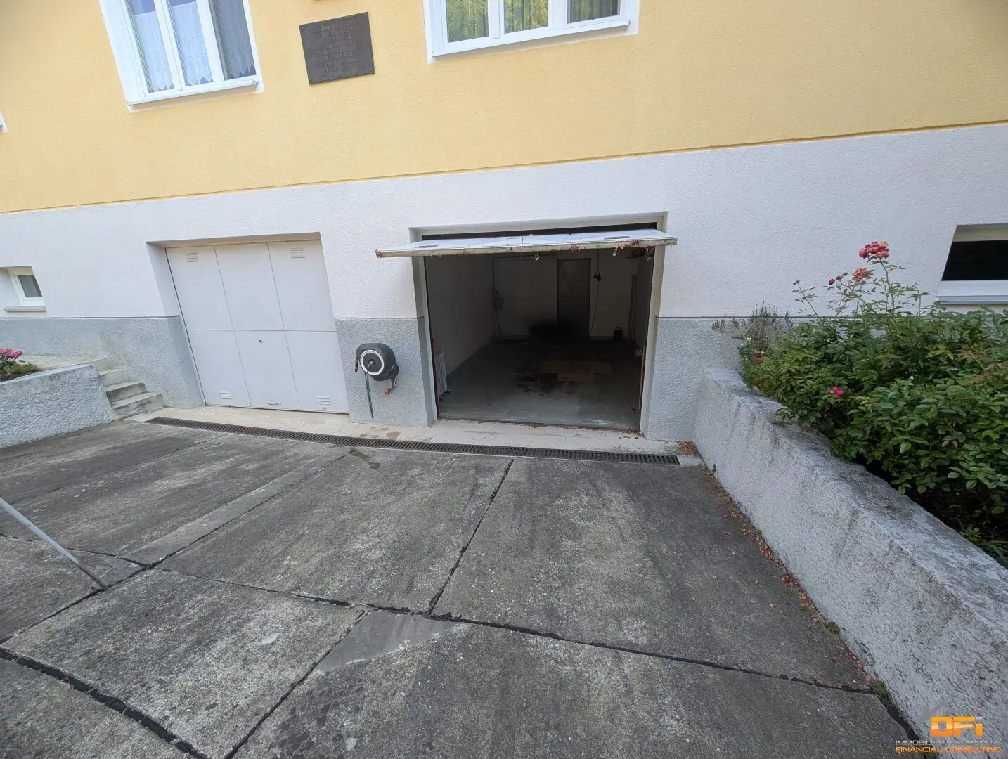 EINZELGARAGE - Gut geschnittene Garage mit eigener Zufahrt