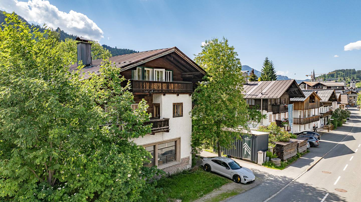 Stadthaus mit Alpenpanorama in zentraler Kitzbüheler Lage