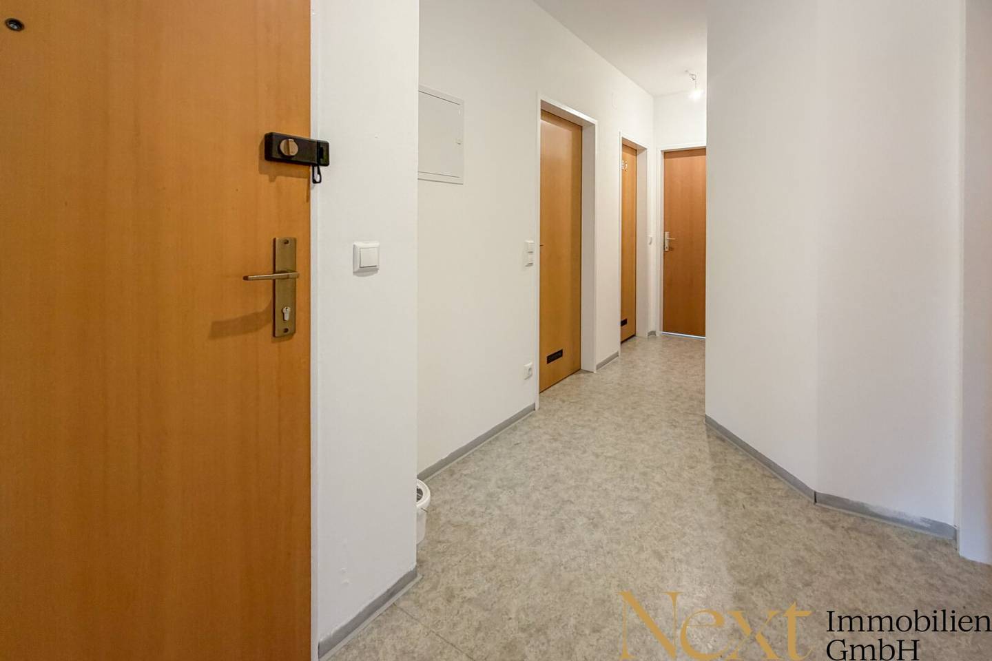 Sanierte Wohnung mit Balkon und Parkplatz in ruhiger Lage