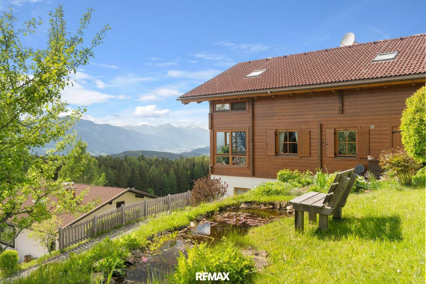 Ferienwohnung mit Bergpanorama und Seeblick