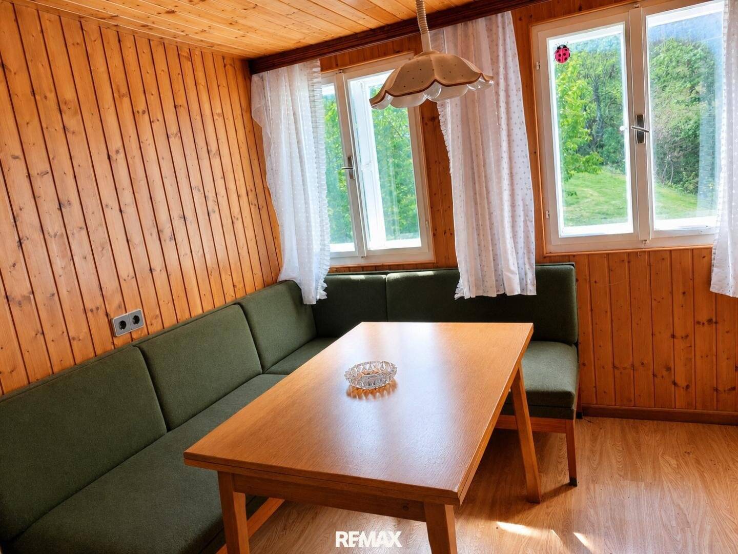 Historisches Haus mit Werkstatt Potenzial und eigenem Eingang