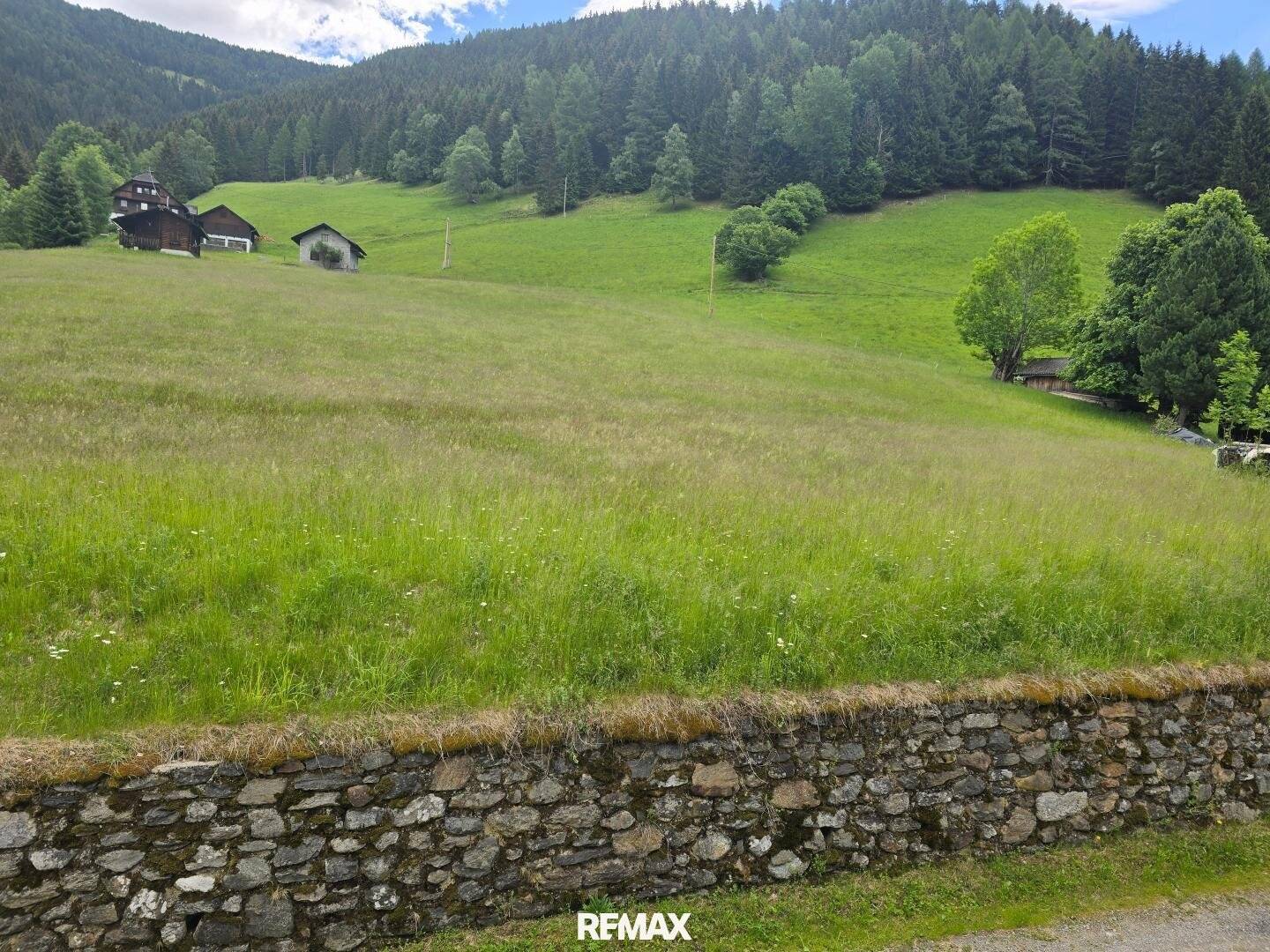 Building plot with panoramic views in the Nockberge