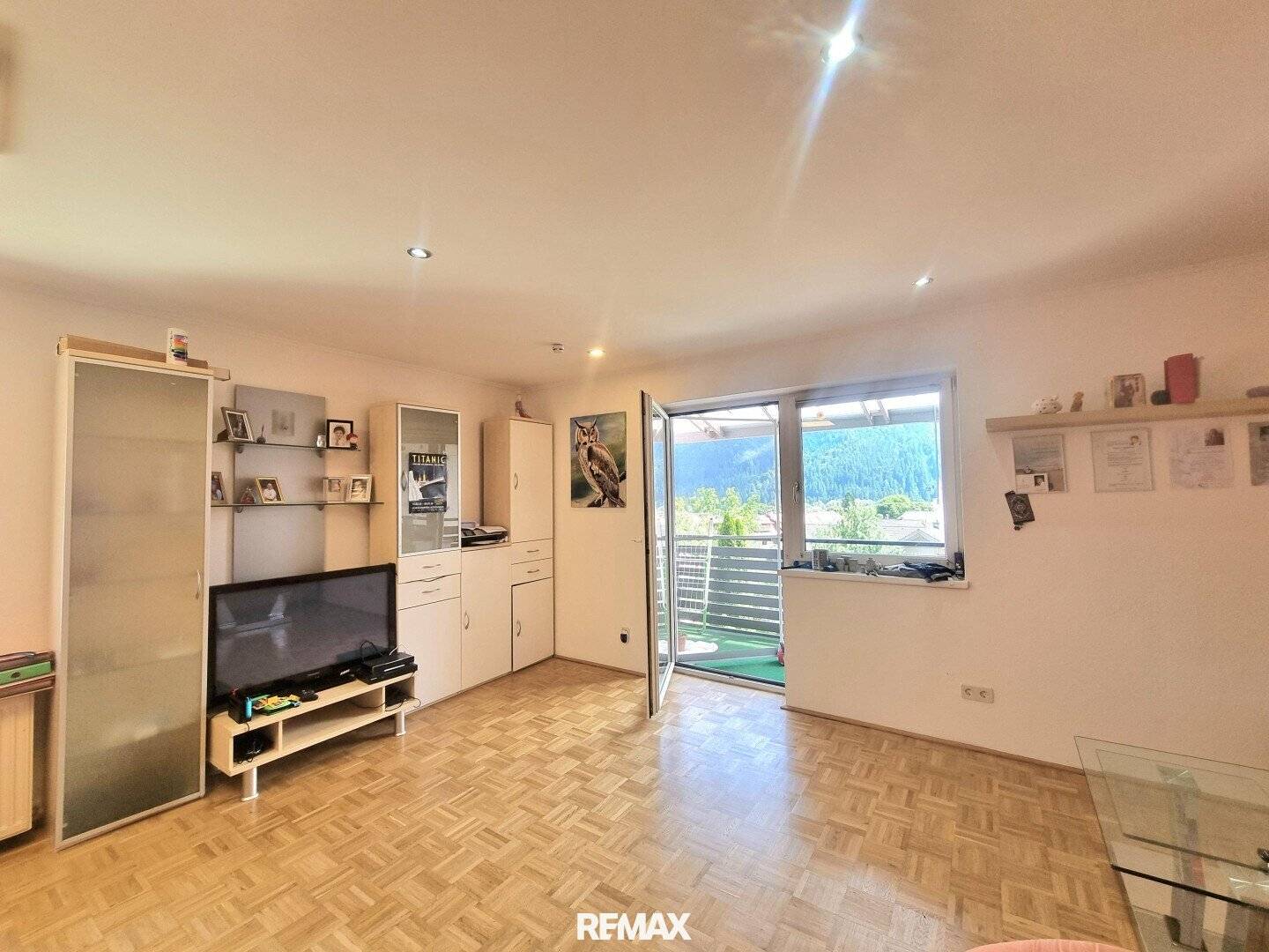 Bright Apartment with Balcony and Garden in Steinfeld
