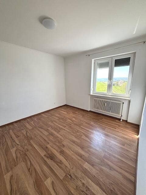 Saniertes 3 Zimmer Apartment mit Loggia