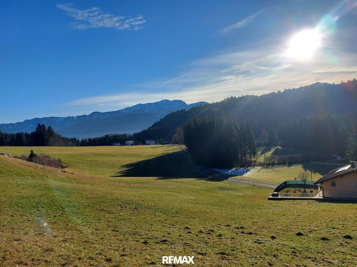 Bauland mit Entwicklungspotenzial in ruhiger Lage