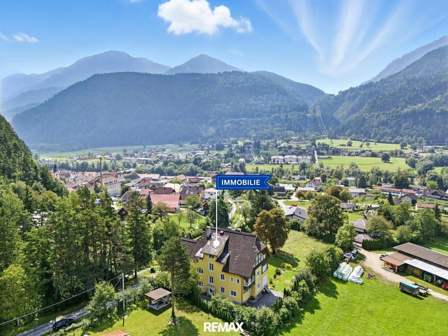 Renovierte Jahrhundertwende Villa mit Bergblick und Garten