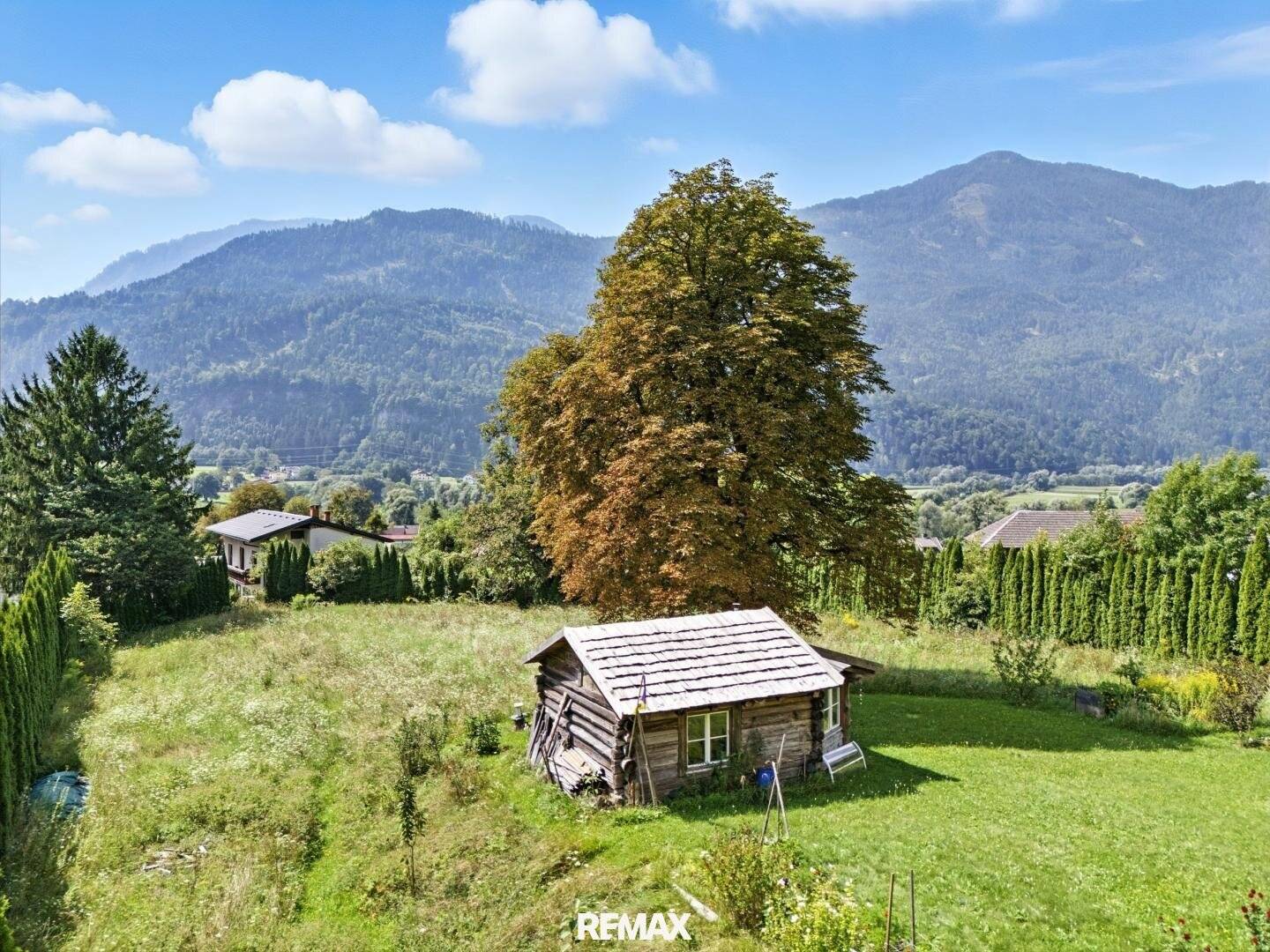 Renovierte Jahrhundertwende Villa mit Bergblick und Garten