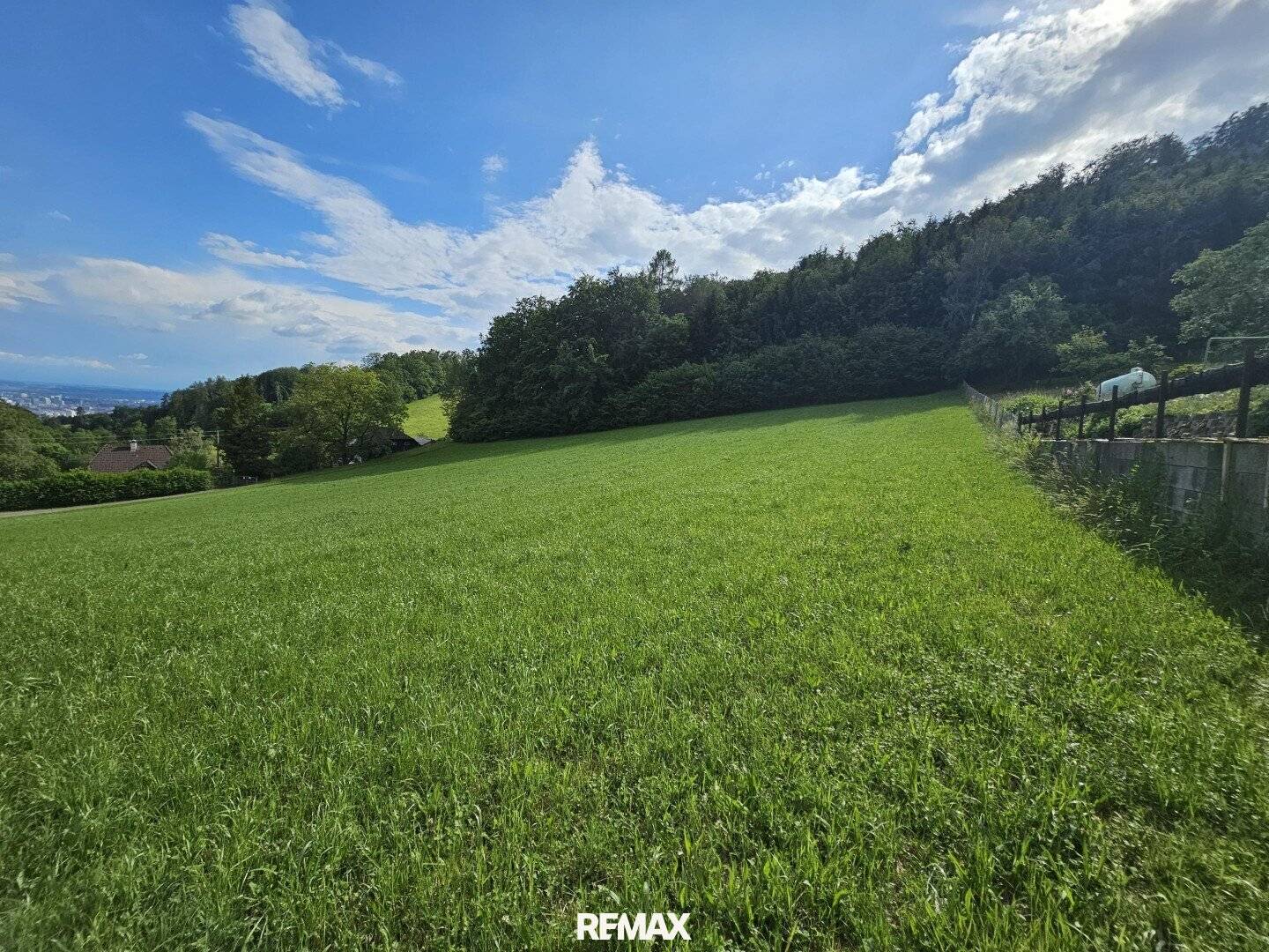 Großzügiges Baulandareal mit Panoramablick in Altlichtenberg