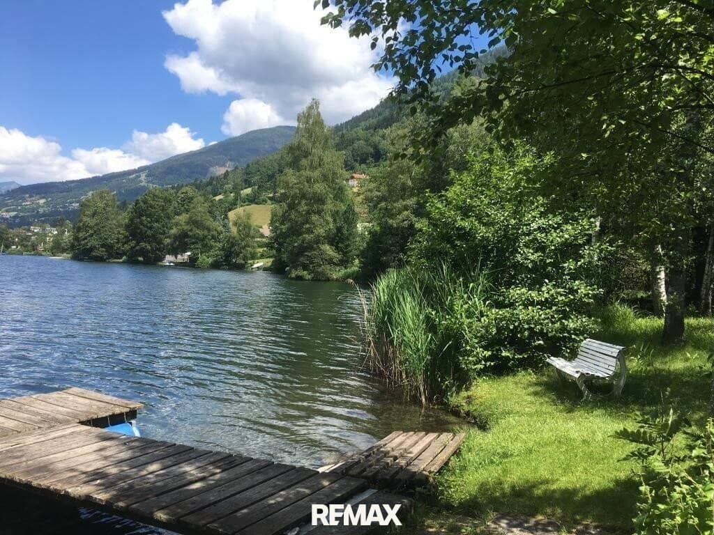 Seegrundstück mit Privatsphäre am Brennsee