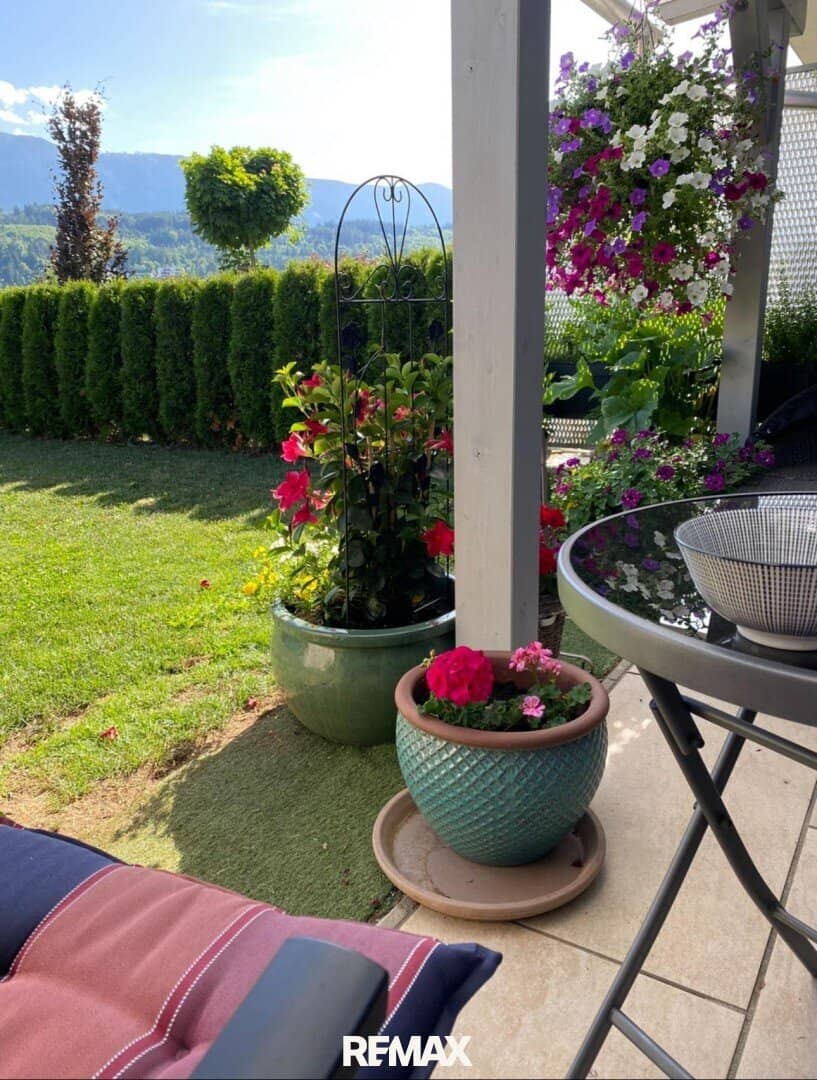 Garden apartment with terrace and garden view at Lake Millstatt