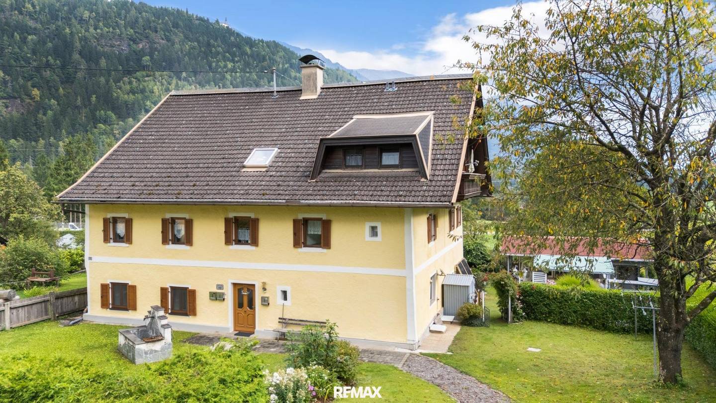 Charming period apartment with garden and loggia