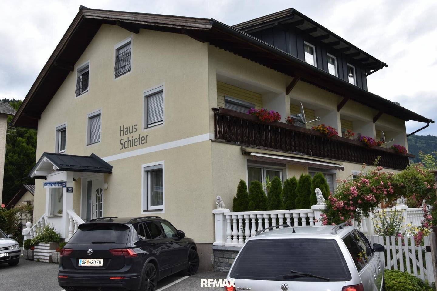 Mehrfamilienhaus mit Garten und Solaranlage in ruhiger Lage