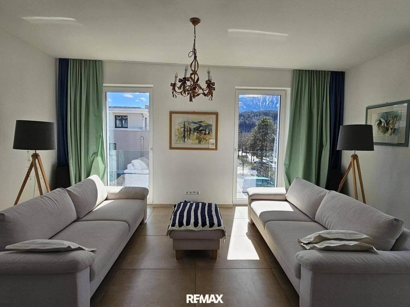Light-flooded Terrace Apartment with Lake View in Seeboden
