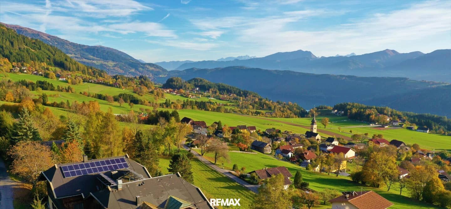 Landhaus mit Seeblick und Photovoltaik am Millstätter See