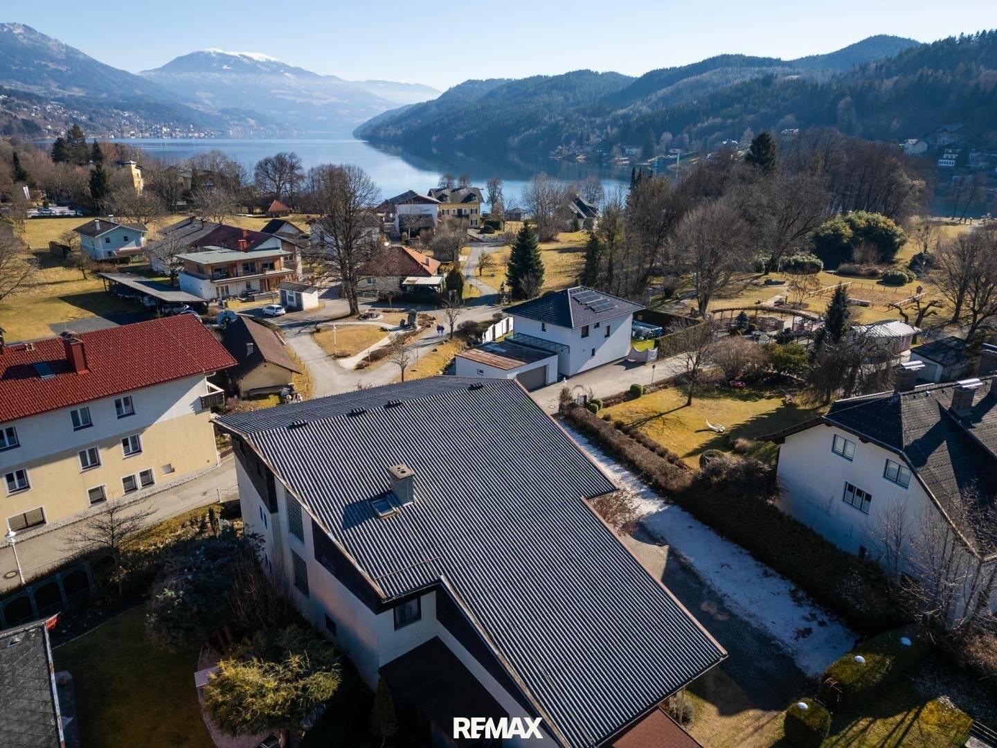 Wohnhaus mit Seezugang und Badesteg am Millstätter See