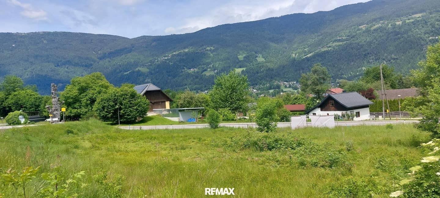 Baugrundstück mit Seeblick in Ossiach