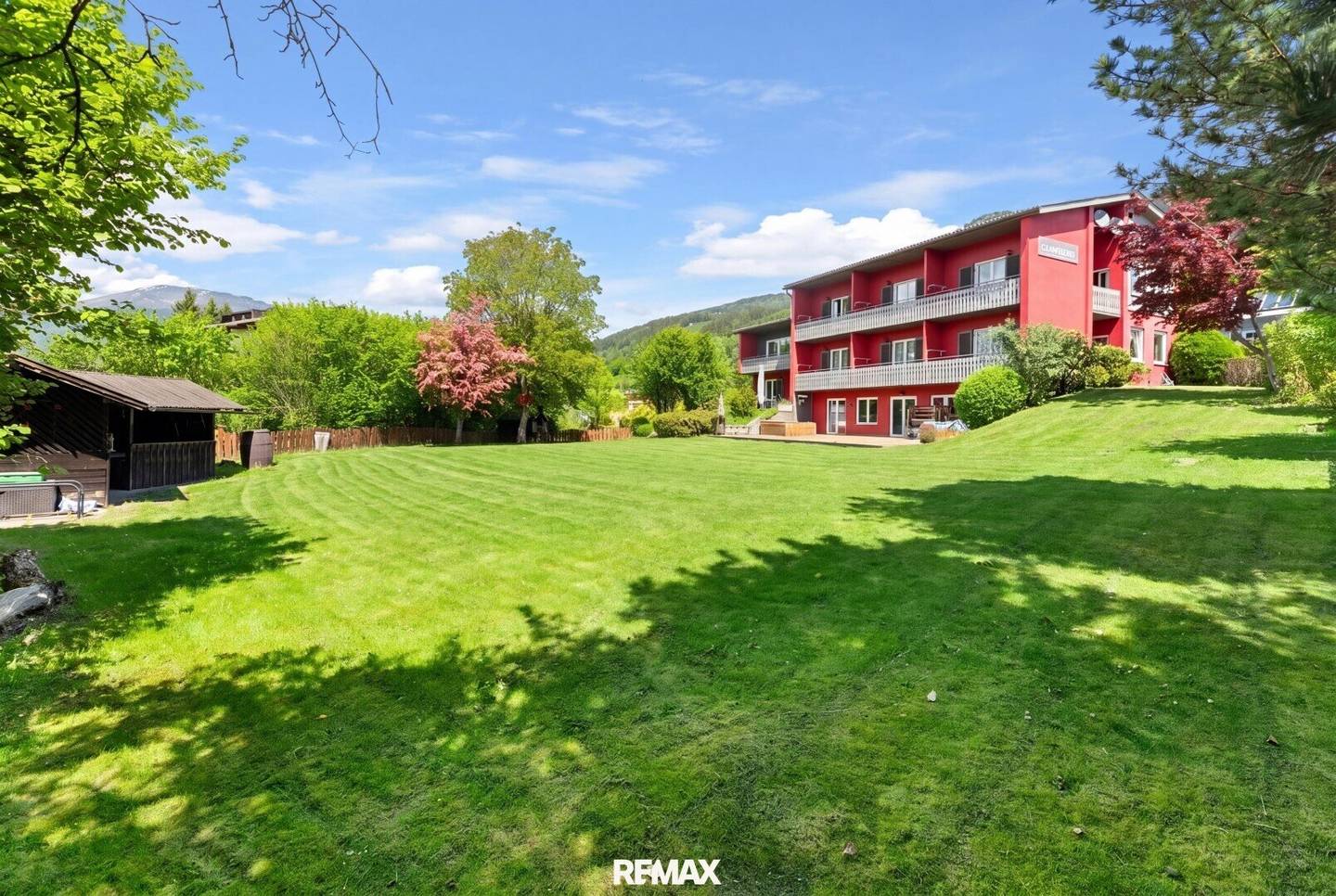 Mehrfamilienhaus mit Panoramablick und Entwicklungspotenzial